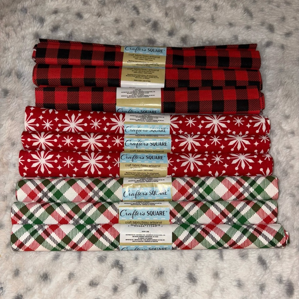 (9) Holiday Fatquarters